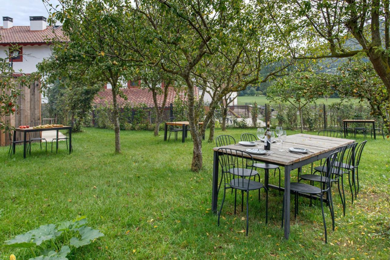 Apartamentos Turisticos Rurales Iturburuarena Alkotz Eksteriør bilde
